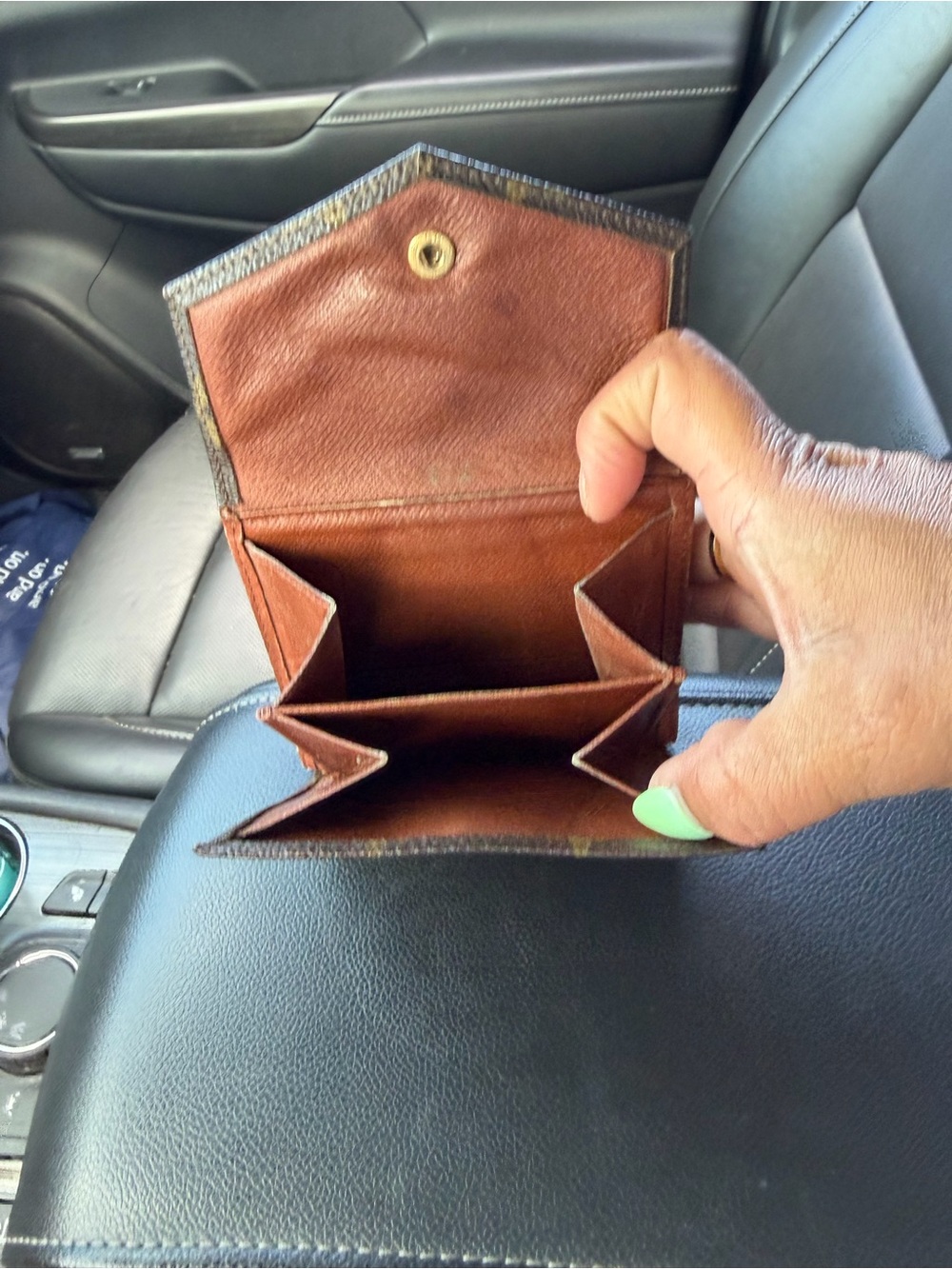 Louis Vuitton Monogram Compact Wallet - Brown - Picture 8 of 8